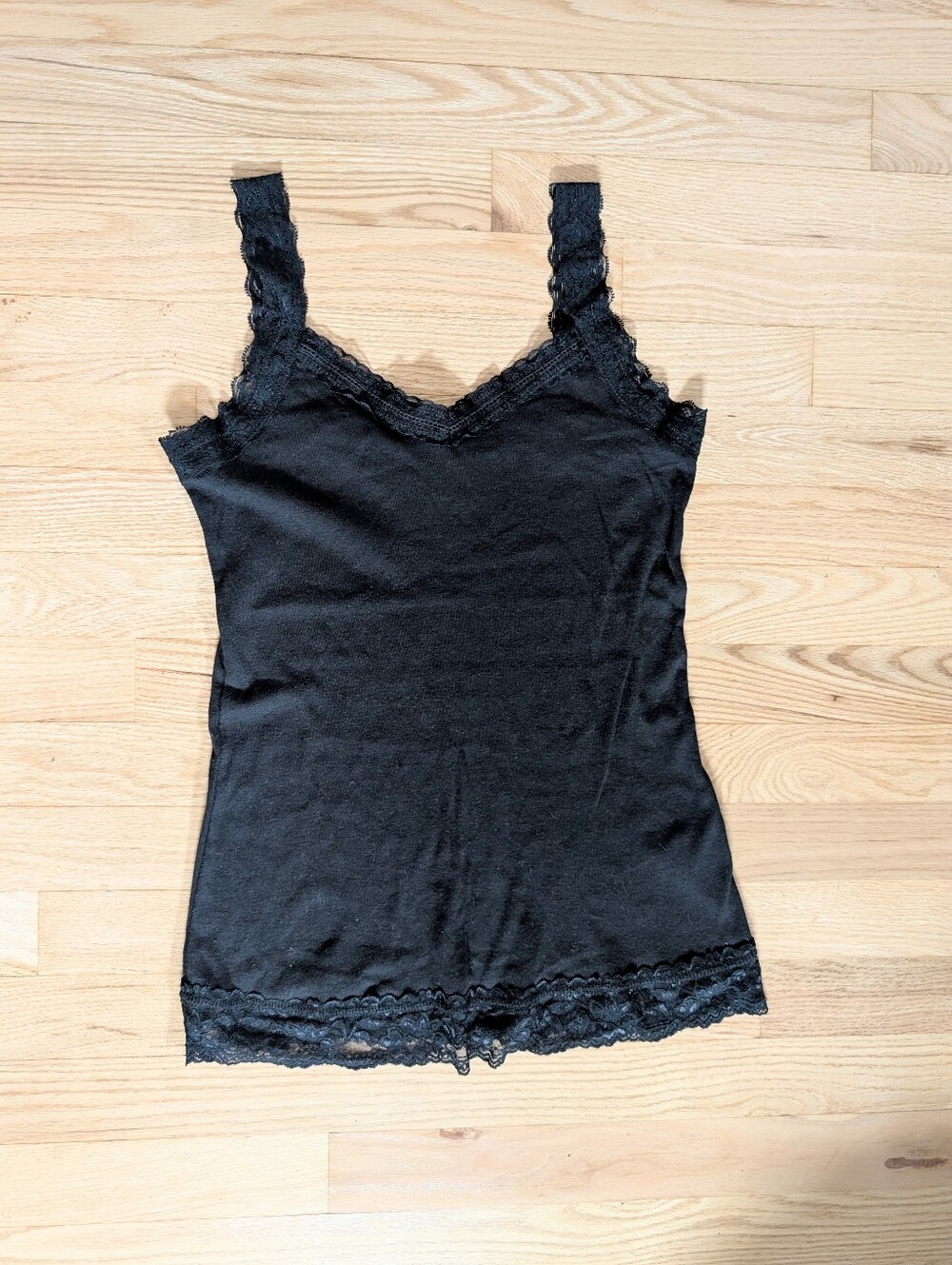 Women's Black Y2K Lace Cami Tank Top